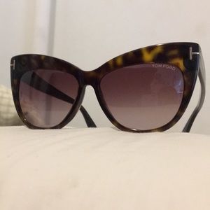 TOM FORD NIKA Sunglasses